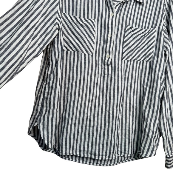Lucky Brand 2024 Top Women’s Large White Gray Striped Henley 1/4 Button Down D2 - Picture 3 of 11